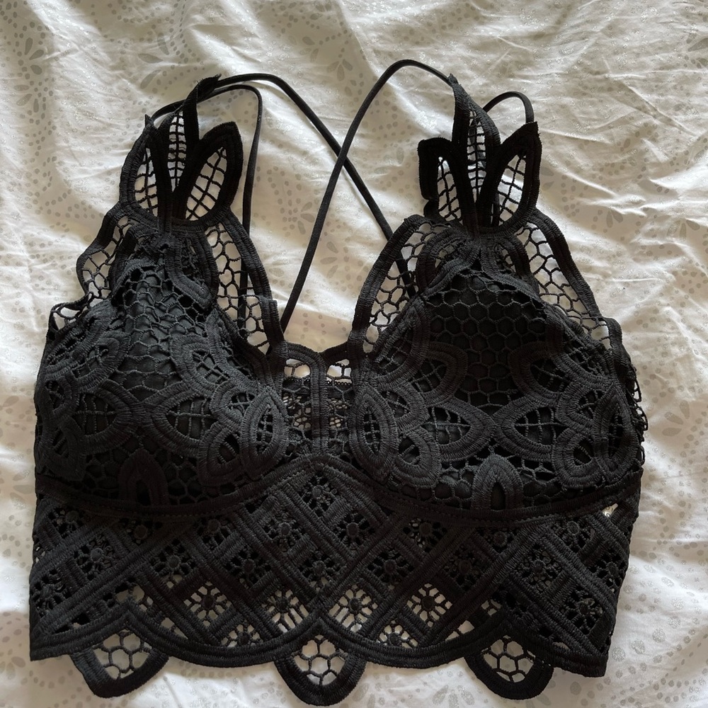 Black Detailed Bralette